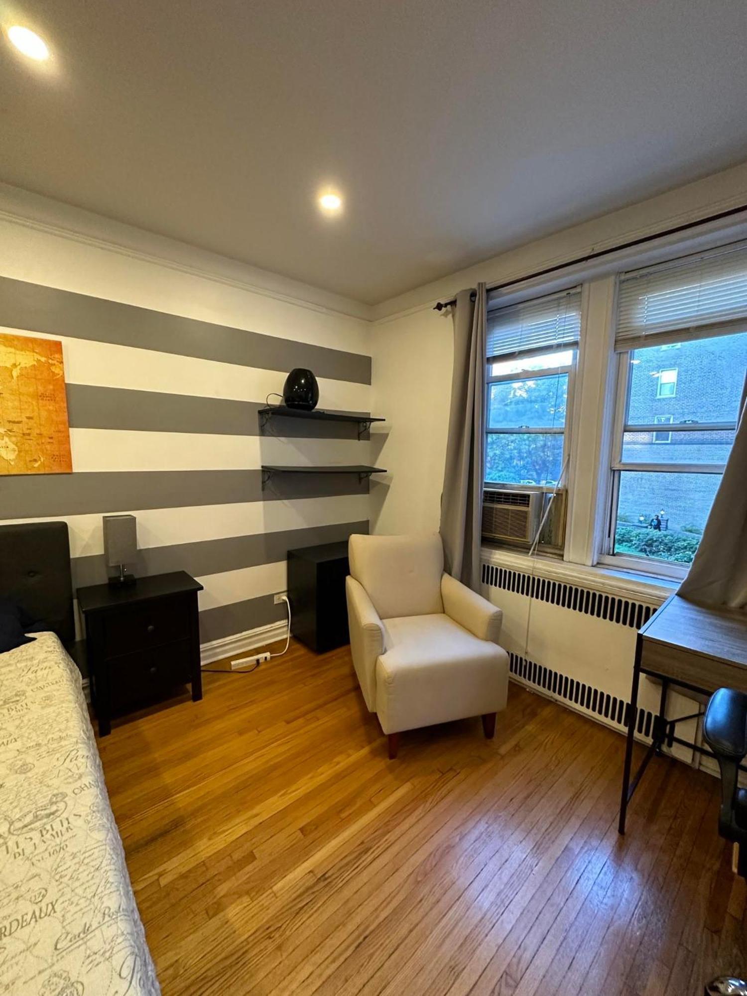 ניו יורק 2 Large Bedrooms In Rego Park מראה חיצוני תמונה